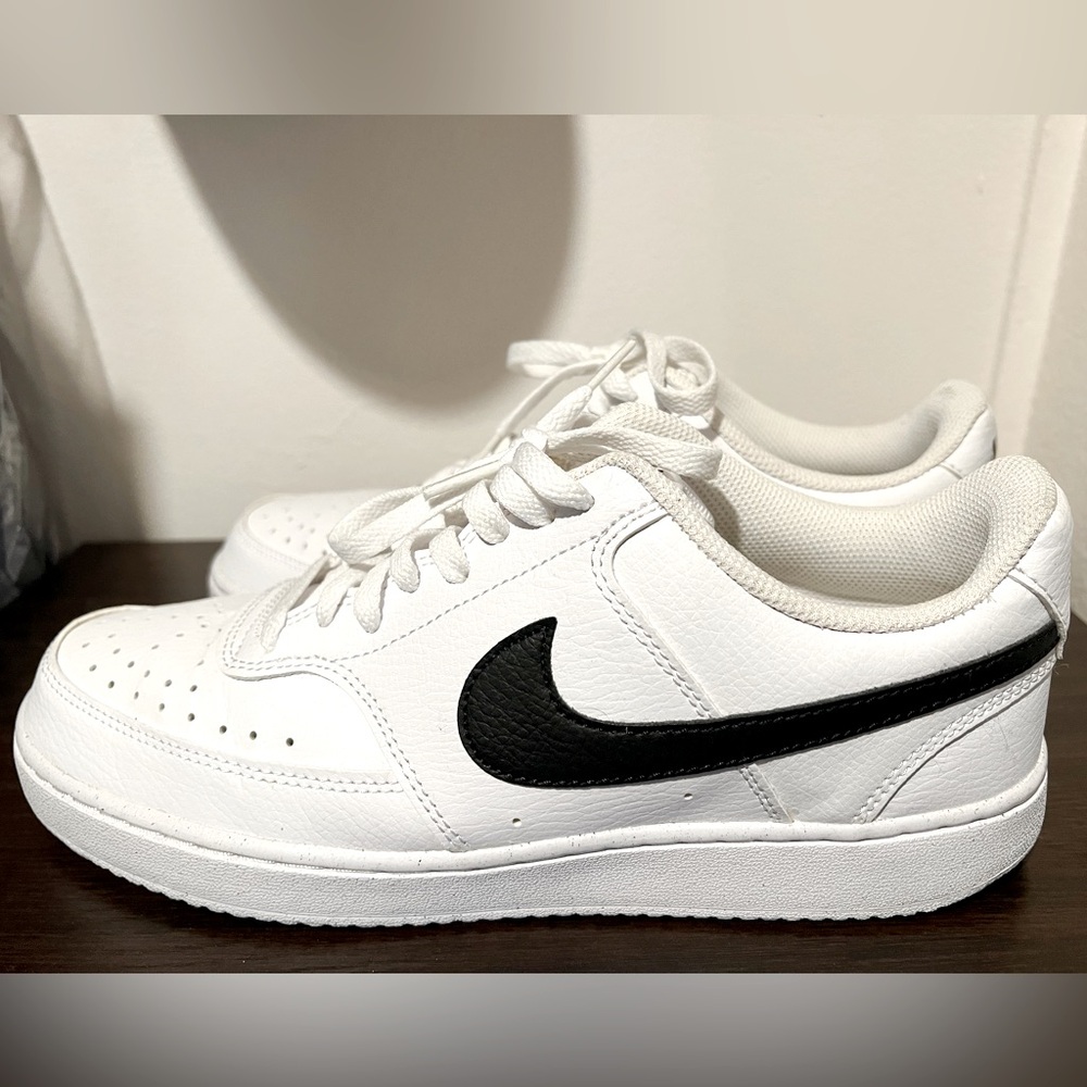 Nike Shoes Size 5.5Y